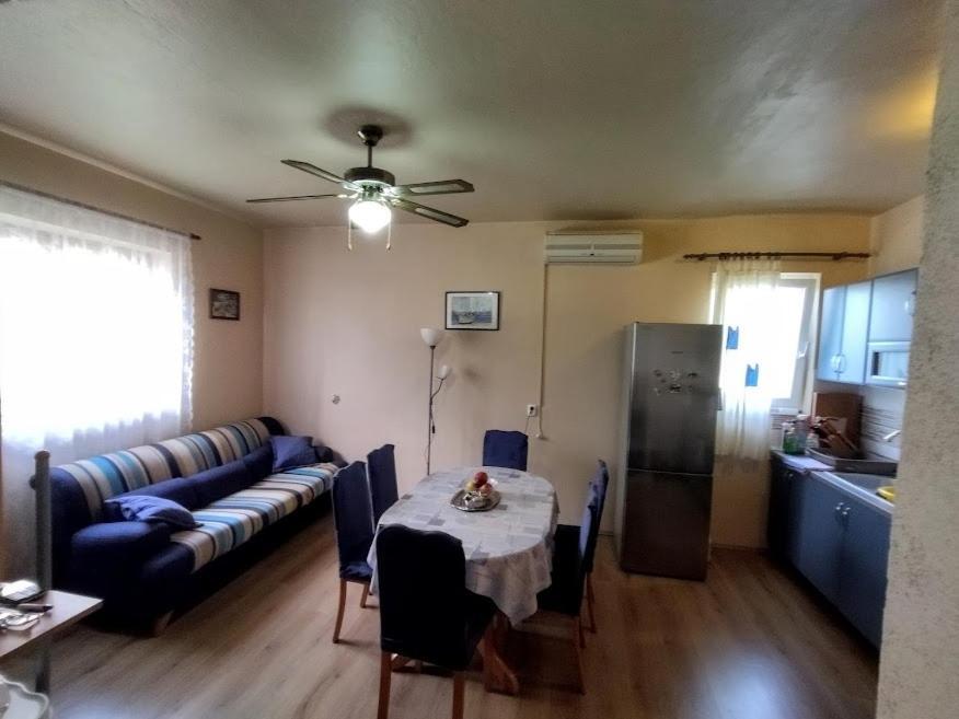 Apartment In Nin With Terrace, Air Conditioning, Wi-Fi Kültér fotó