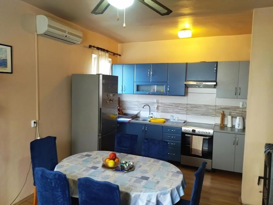Apartment In Nin With Terrace, Air Conditioning, Wi-Fi Kültér fotó